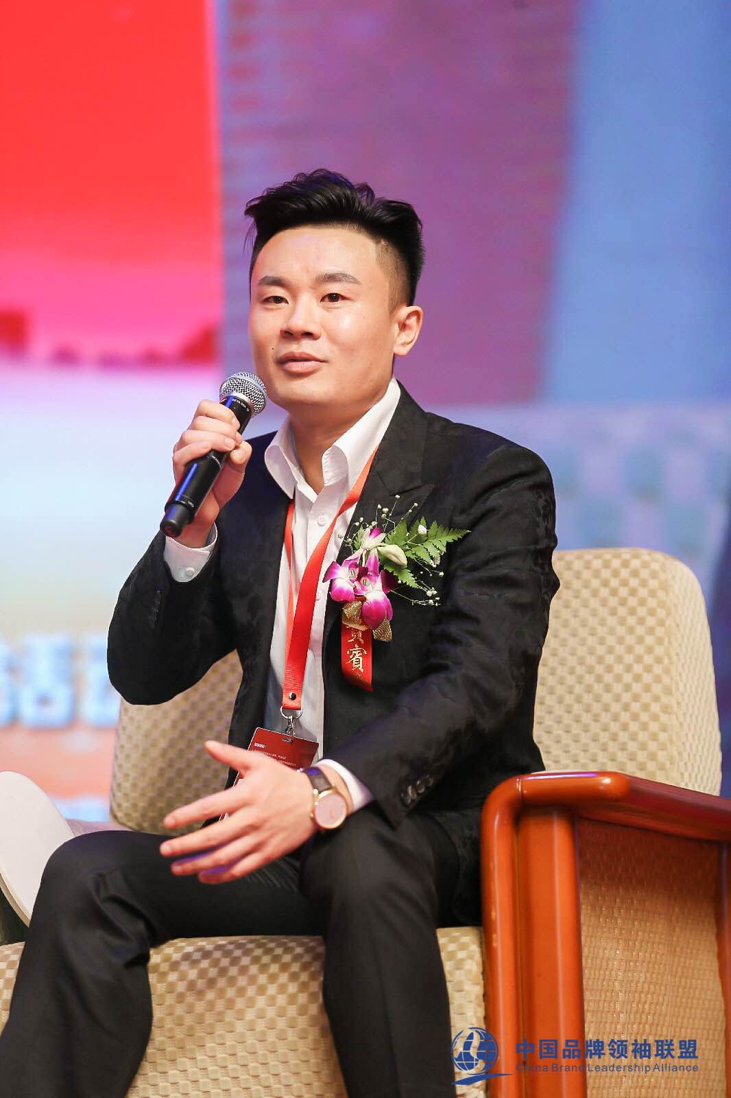 謝峰.jpg